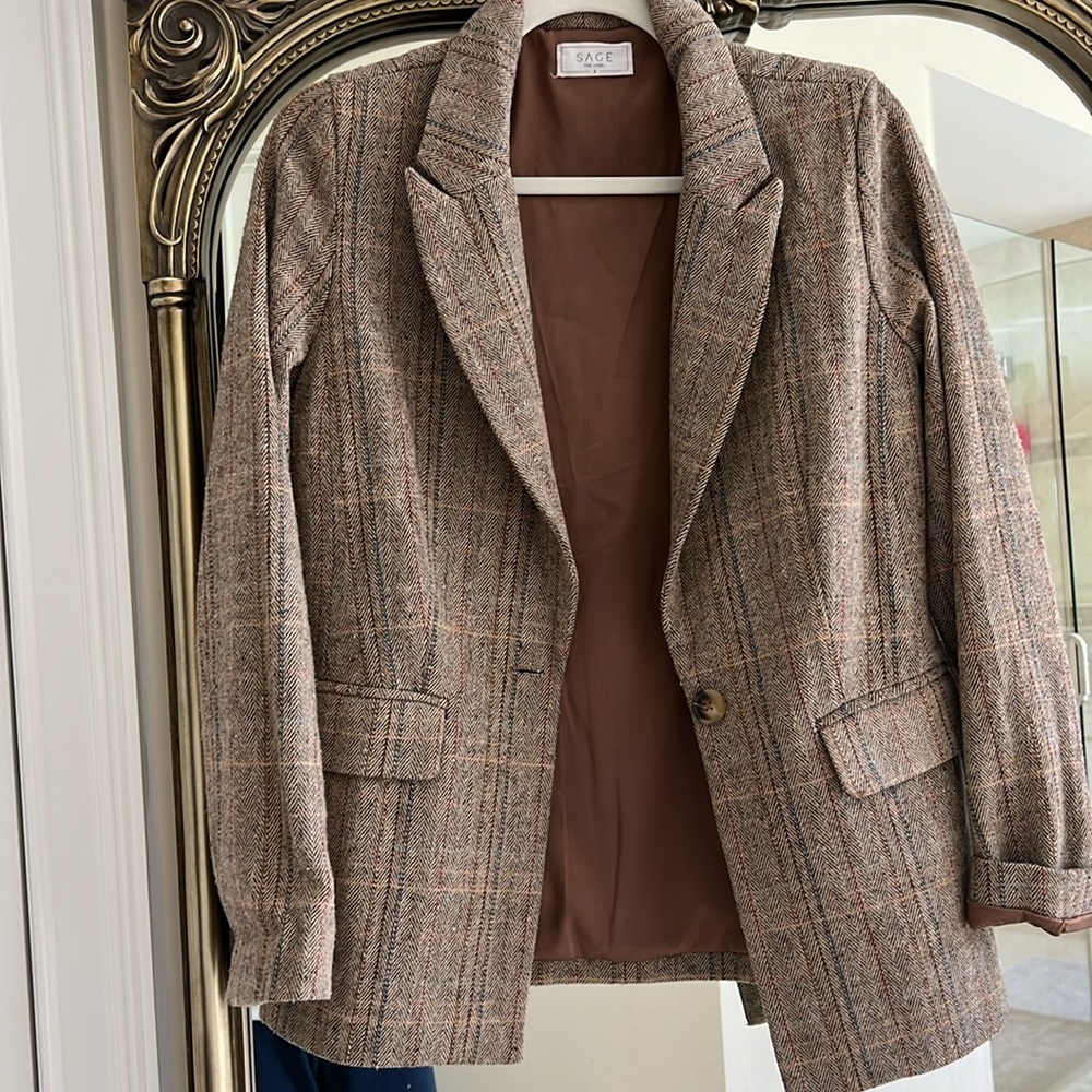 Beautiful tweed, brown jacket size small